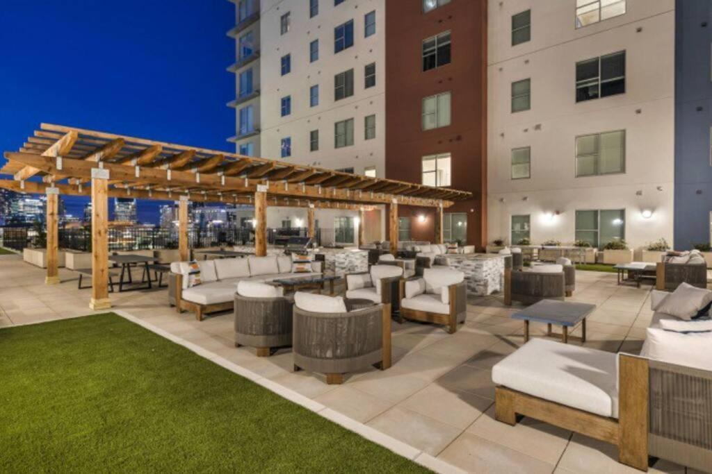 Beverly Hills Suite Penthouse The Gulch Nashville Ngoại thất bức ảnh